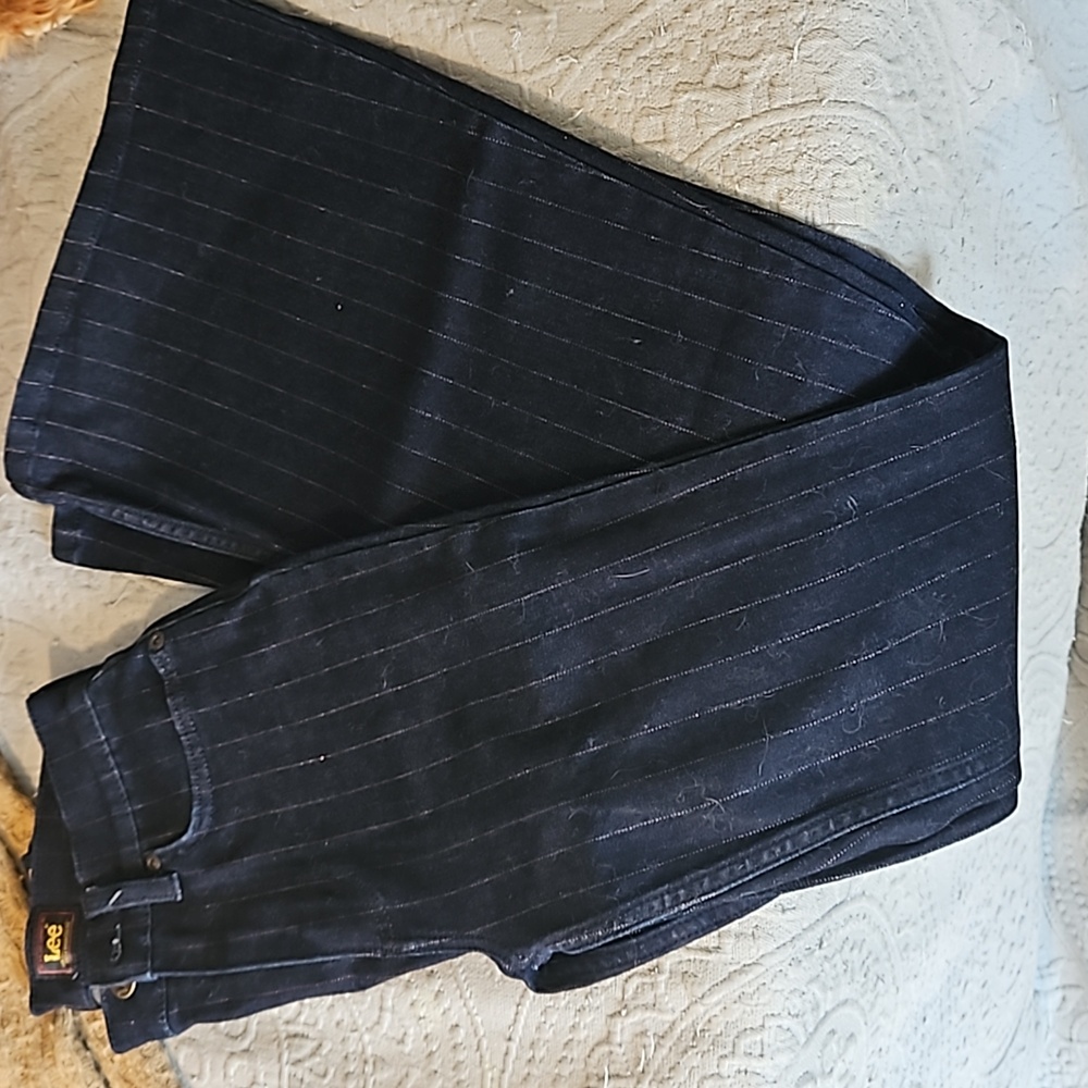 Dark wash with sparkle striped Lee flares